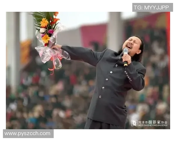 菏泽籍足球明星的崛起与成就探索：从地方小将到国际舞台的辉煌之路