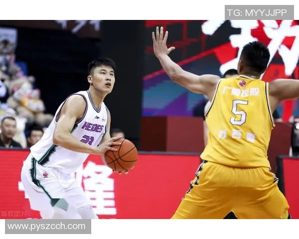 成都篮球队快攻战术解析与球队发展前景展望